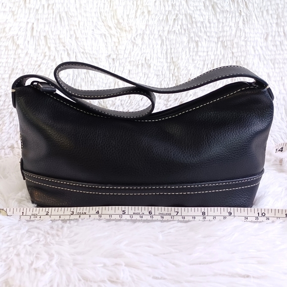 Tommy Hilfiger Purse/Bag - Picture 2 of 16